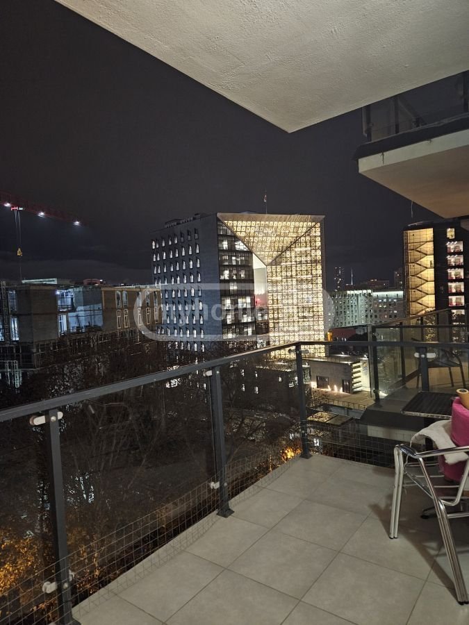 ქირავდება 3 ოთახიანი ბინა