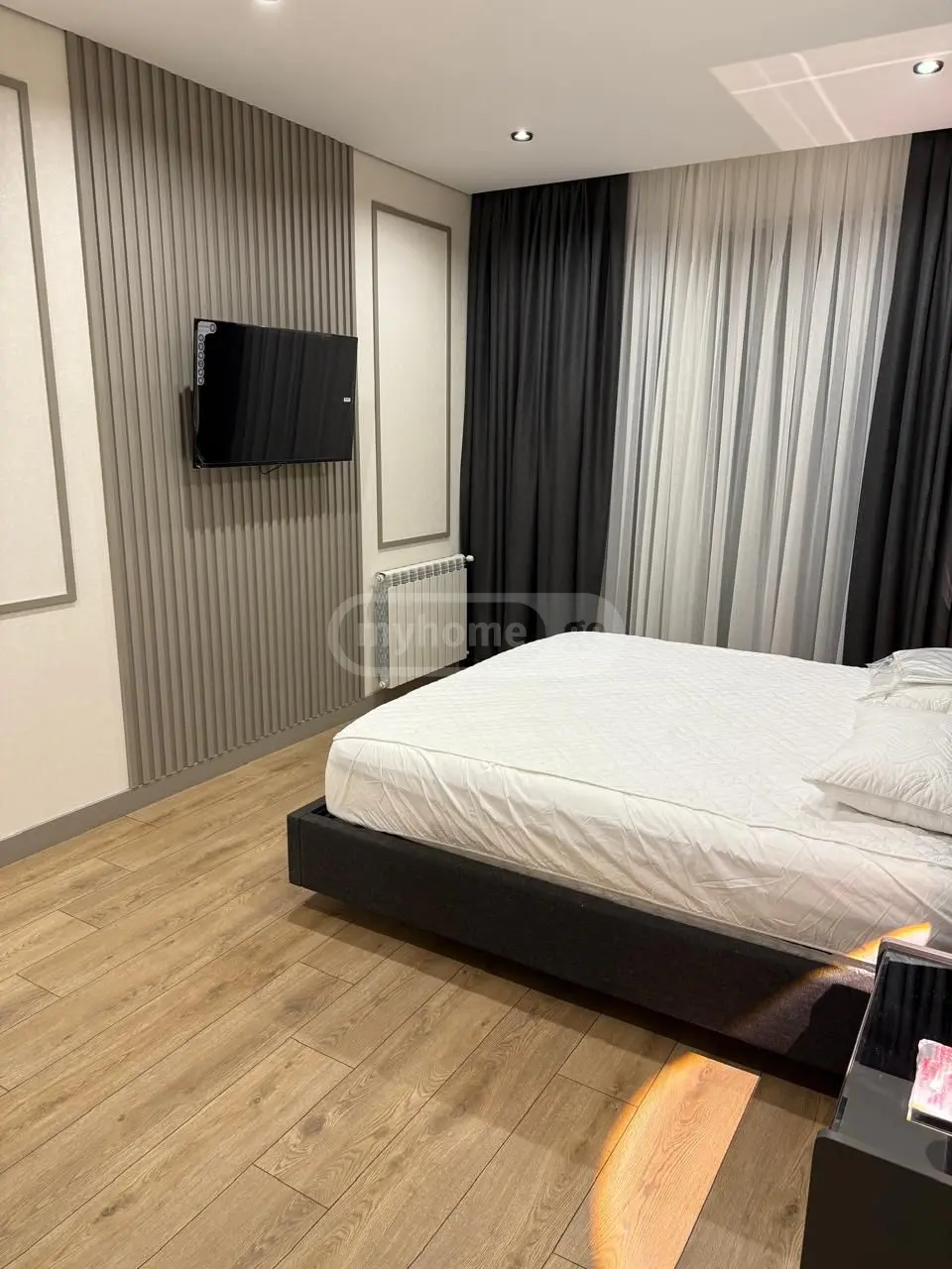 ქირავდება 2 ოთახიანი ბინა